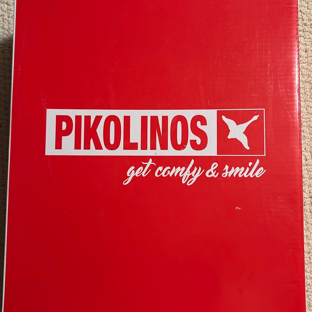 Pikolinos booties. Black leather red stitching accent. Barely worn